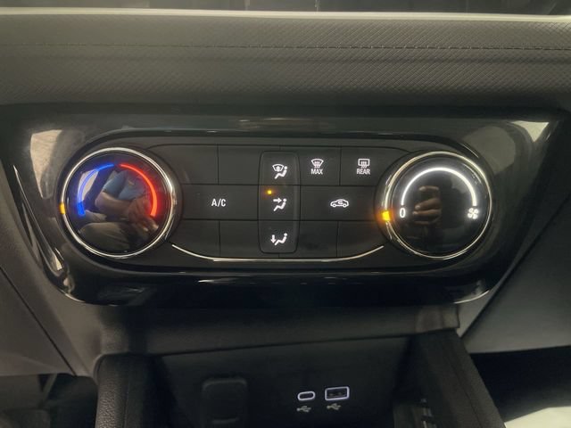 Used 2026 Chevrolet TrailBlazer LT AWD/4WD image 19