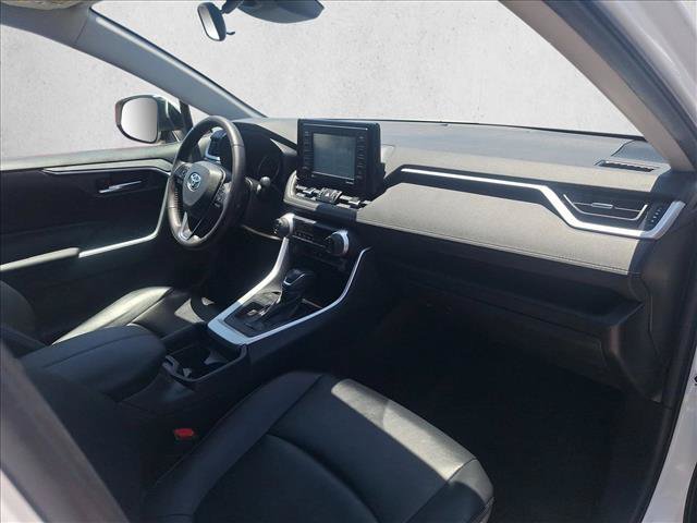 Used 2021 Toyota RAV4 XLE Premium FWD image 15