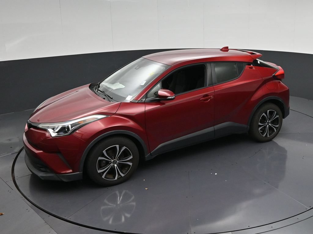 Used 2019 Toyota C-HR LE FWD image 22