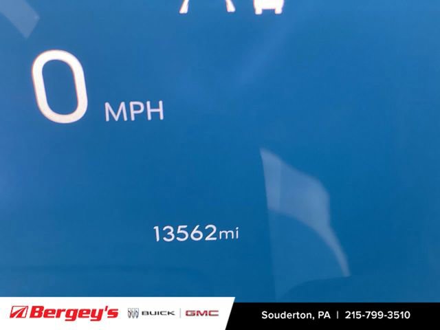 Certified 2025 Buick Envista Sport Touring w/ Convenience I Package image 14