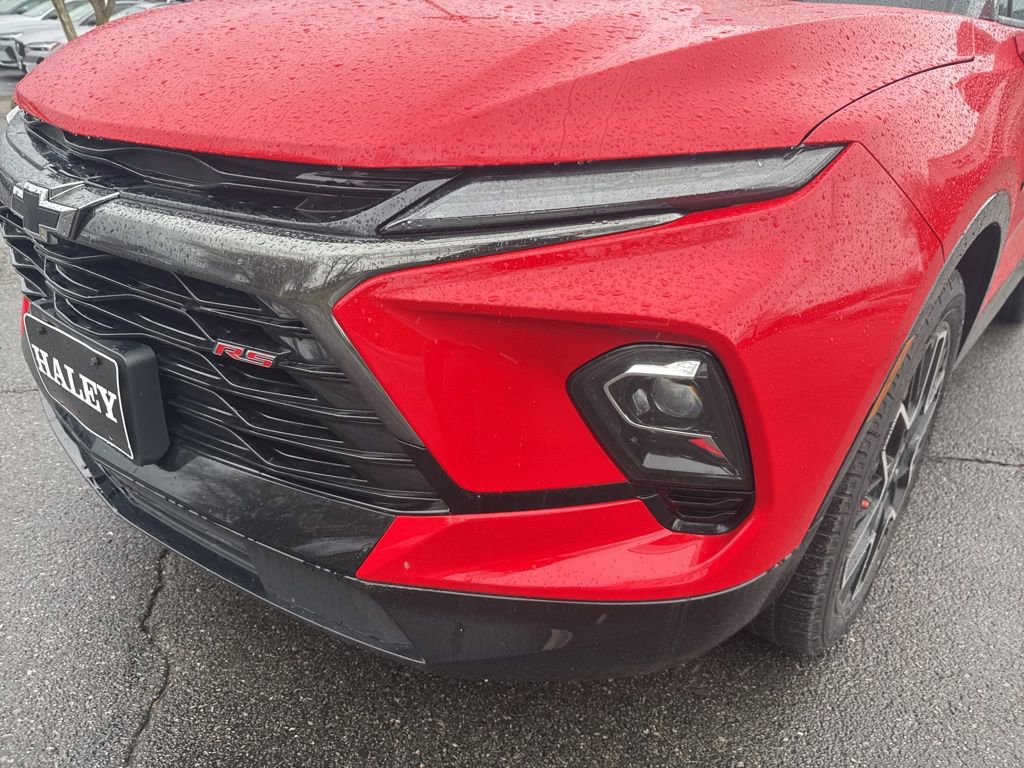 Used 2023 Chevrolet Blazer RS w/ Driver Confidence II Package image 11