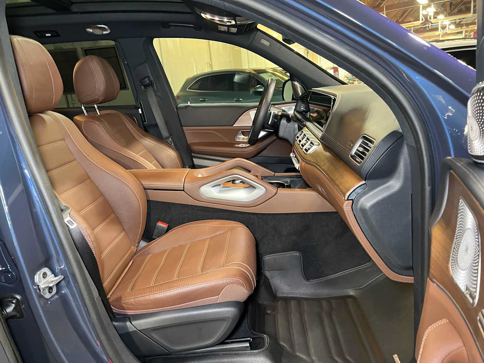 Certified 2024 Mercedes-Benz GLS 450 4MATIC image 12