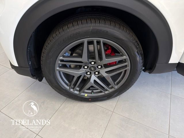 New 2026 Ford Explorer ST-Line w/ ST-Line Street Pack image 28