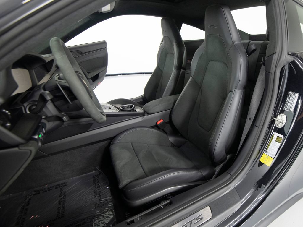 Certified 2025 Porsche 911 Carrera 4 GTS AWD/4WD image 5