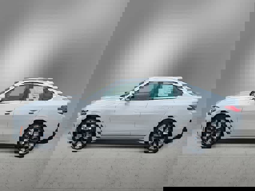 Used 2025 BMW i4 xDrive40i w/ Premium Package image 5