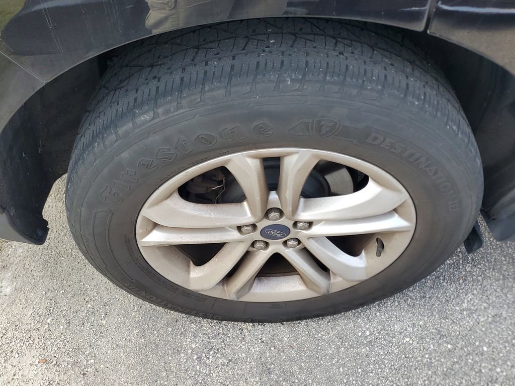 Used 2020 Ford Edge SEL image 9