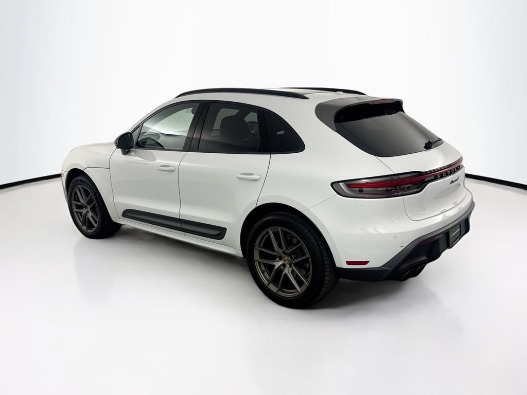 Used 2023 Porsche Macan Turbo AWD/4WD image 7