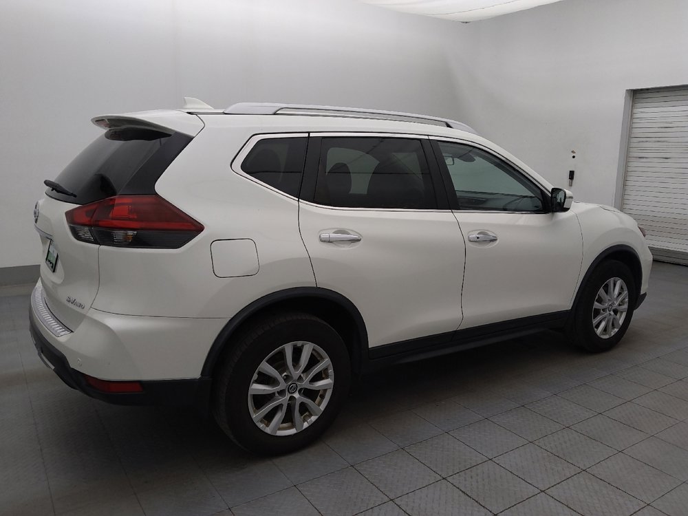 Used 2019 Nissan Rogue SV image 10