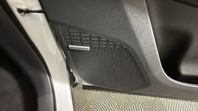 Used 2023 Subaru Solterra AWD image 30