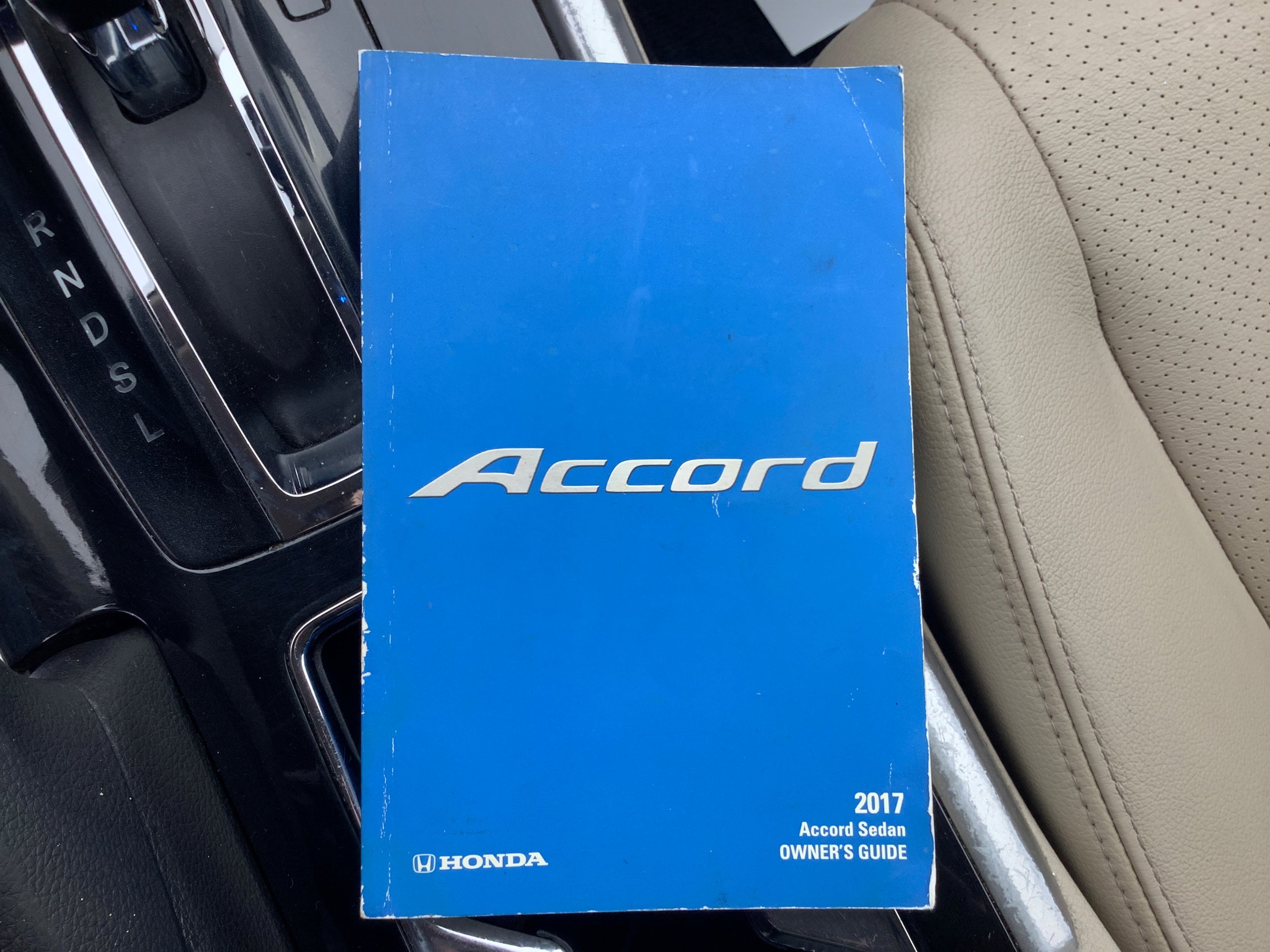 Used 2017 Honda Accord EX-L image 24