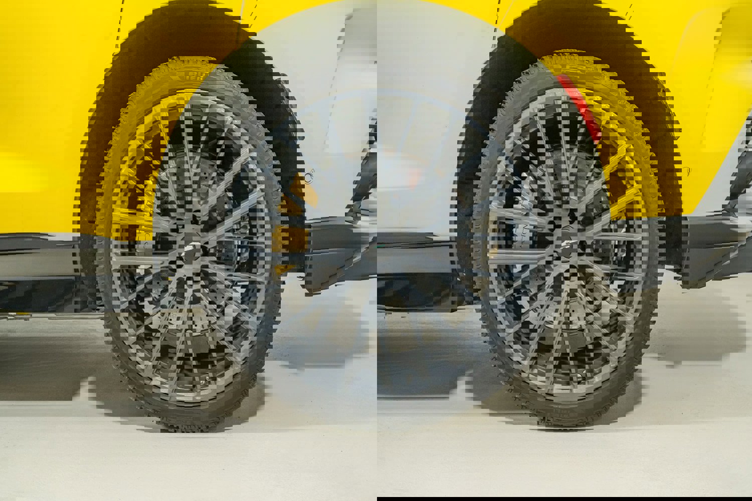 Used 2023 Aston Martin DBX 707 image 13