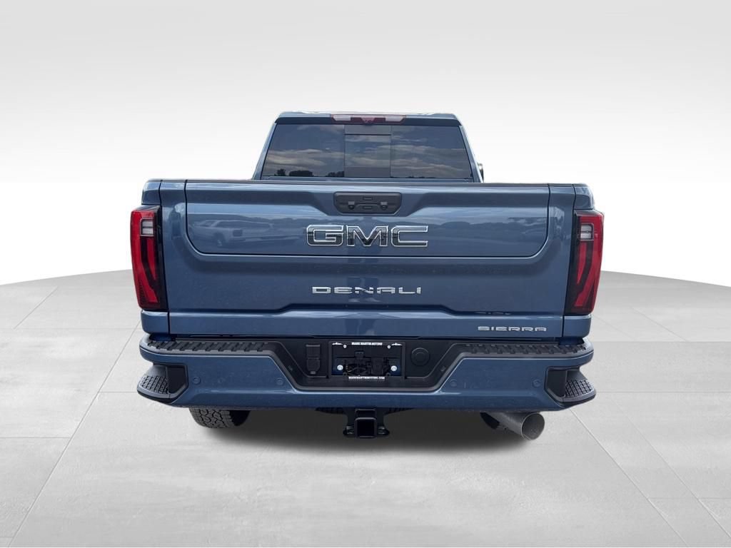 Used 2026 GMC Sierra 3500 Denali Ultimate AWD/4WD image 18