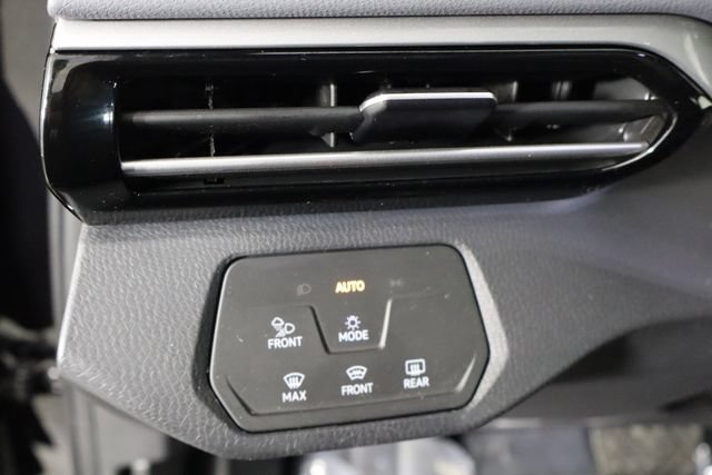 Used 2024 Volkswagen ID.4 Pro S AWD/4WD image 22