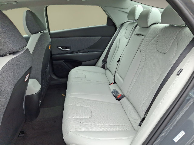 New 2026 Hyundai Elantra Limited FWD image 7