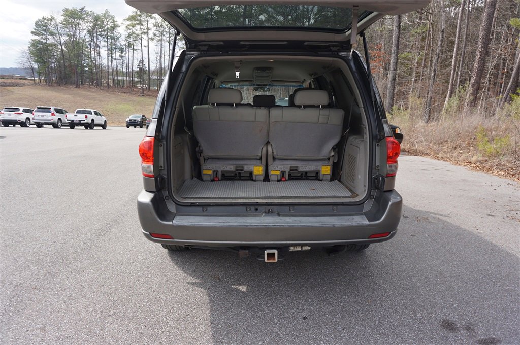 Used 2007 Toyota Sequoia SR5 image 15