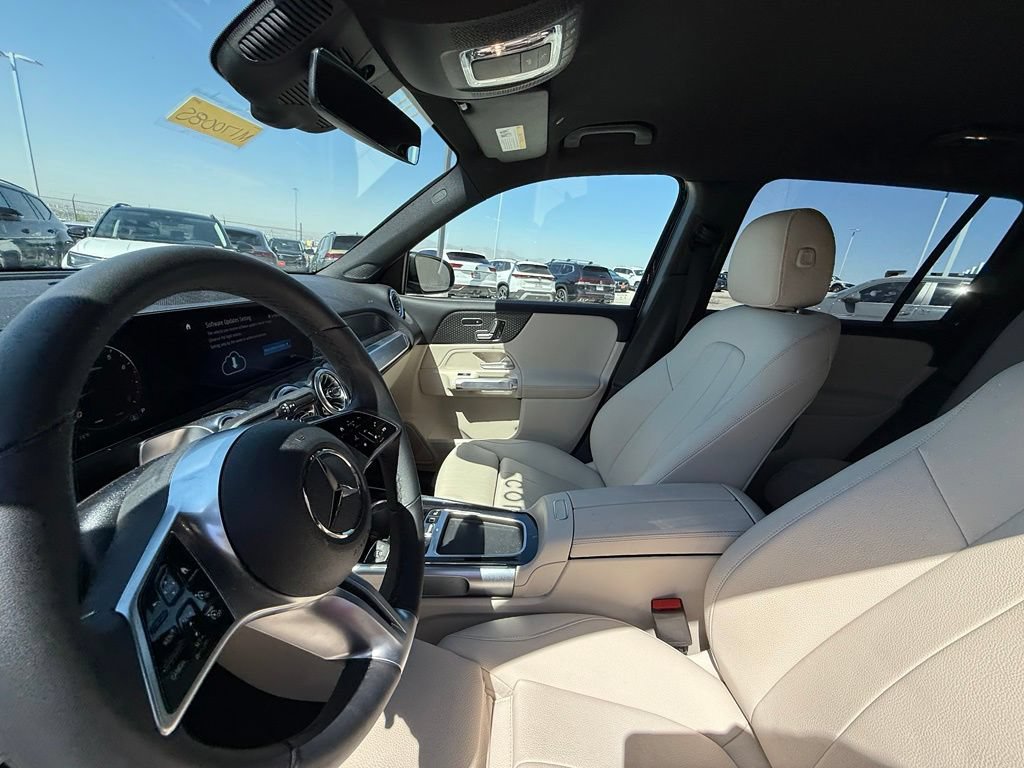 Used 2026 Mercedes-Benz GLB 250 image 13