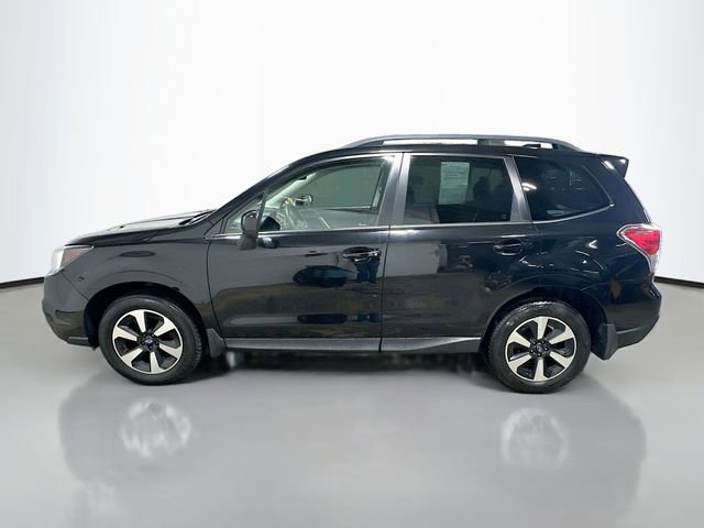 Used 2018 Subaru Forester 2.5i Premium w/ All-Weather Package AWD/4WD image 10