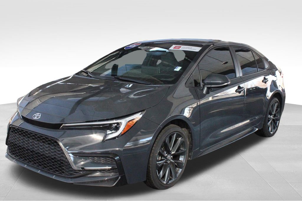 Certified 2026 Toyota Corolla SE w/ SE Package FWD image 11