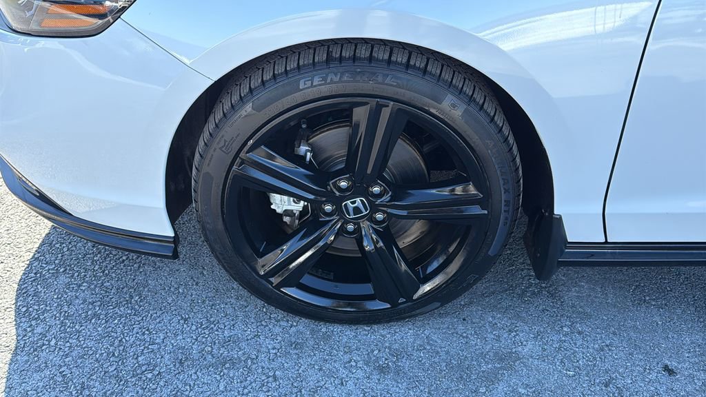 Used 2023 Honda Accord Sport image 10
