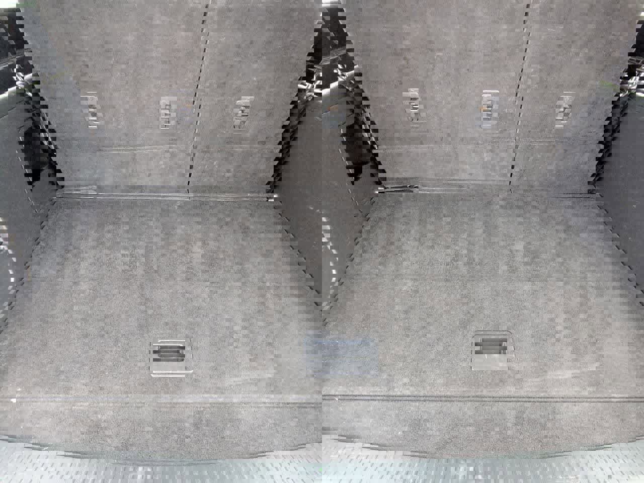 Used 2024 Ford Expedition Max XLT AWD/4WD image 34