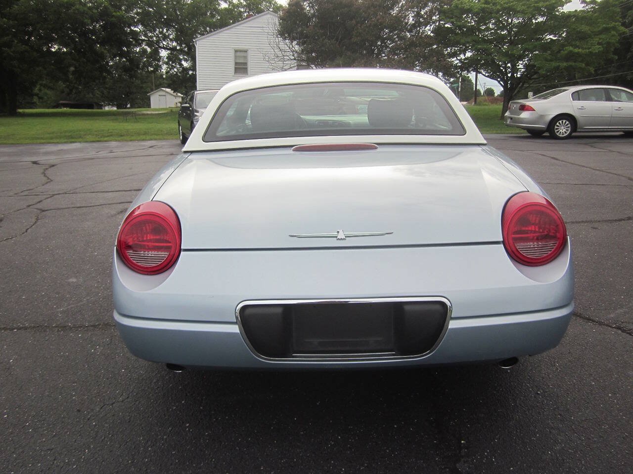 Used 2004 Ford Thunderbird RWD image 7