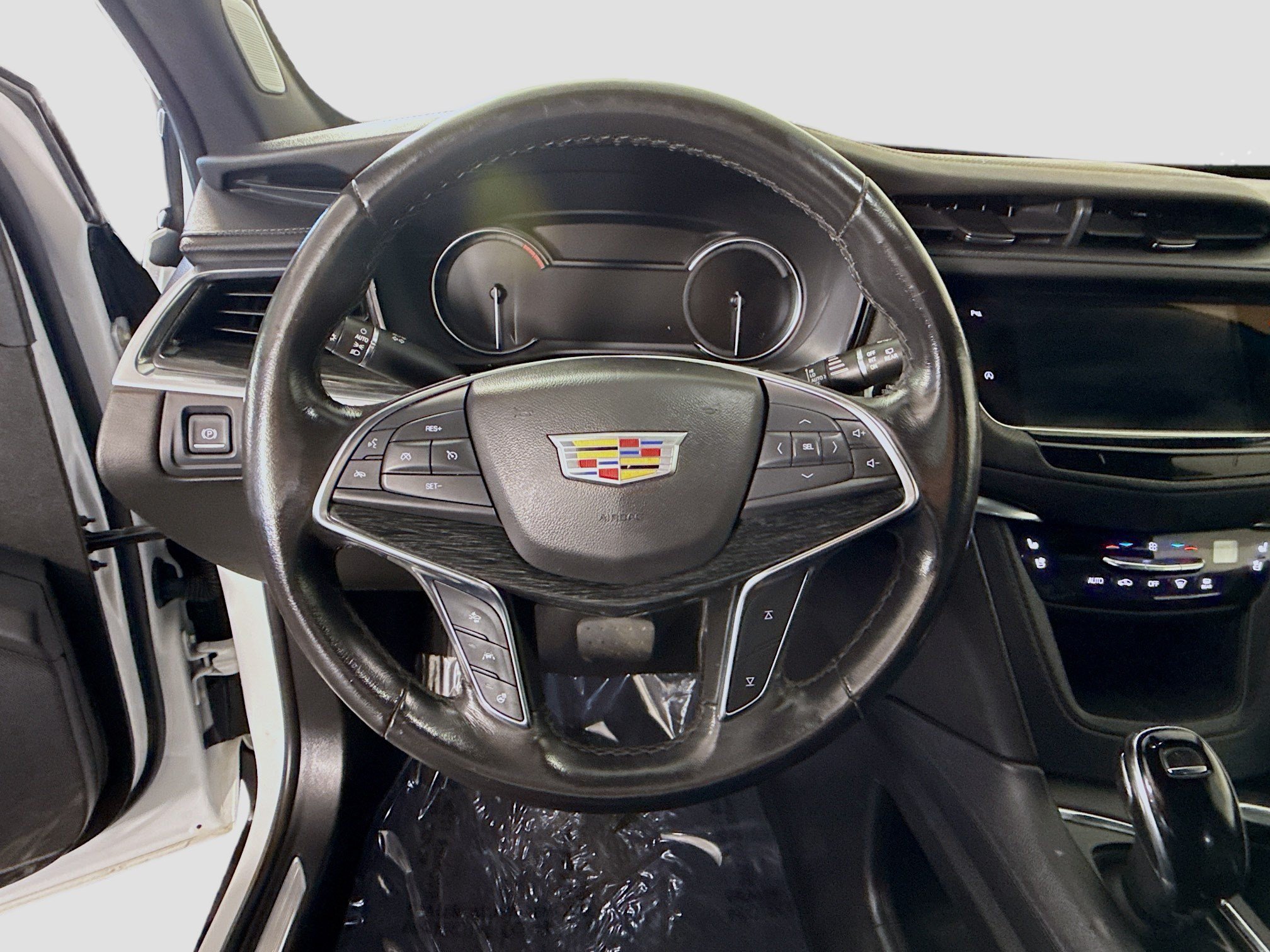 Used 2023 Cadillac XT5 Premium Luxury AWD/4WD image 13