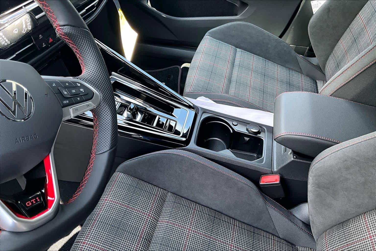 New 2026 Volkswagen Golf S FWD image 5
