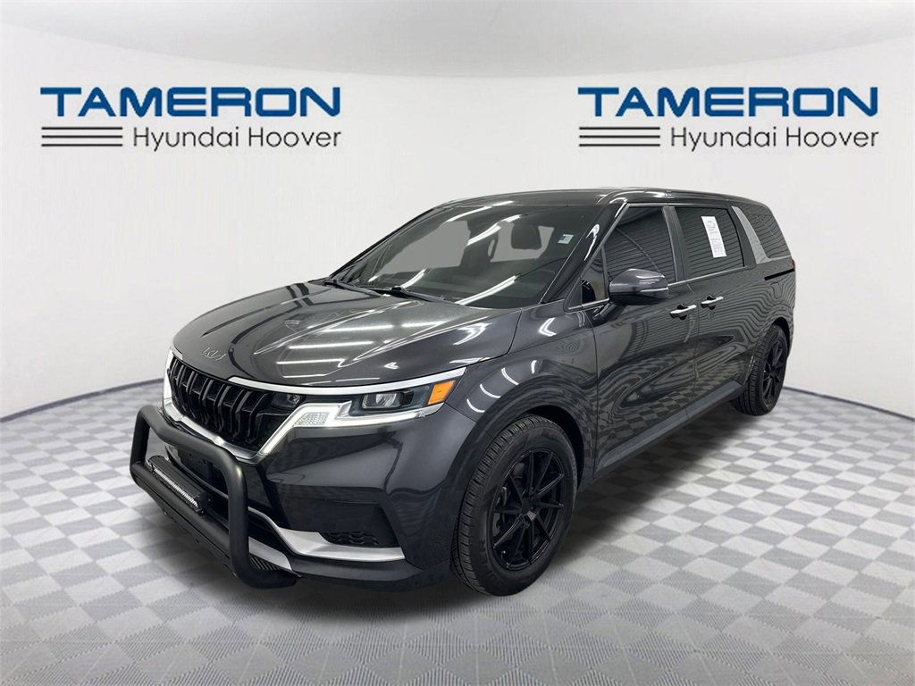 Used 2022 Kia Carnival LX image 1