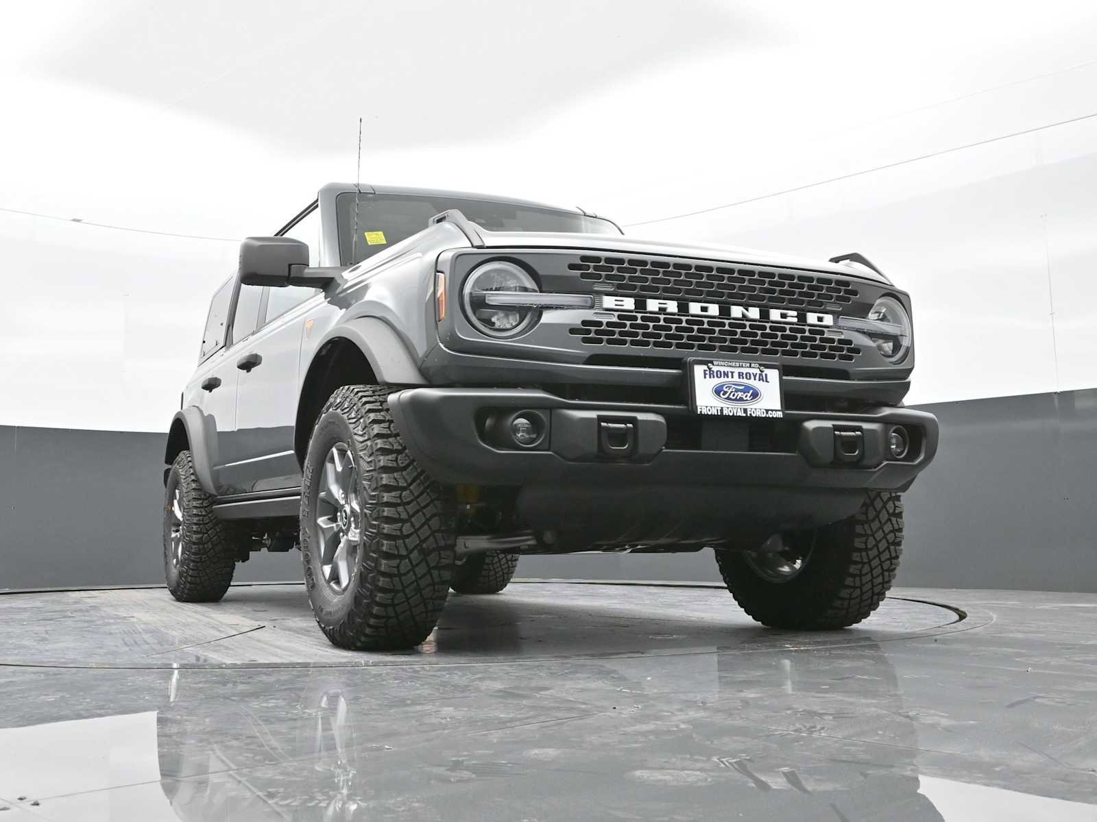 New 2025 Ford Bronco Badlands image 55