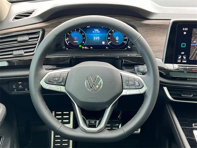New 2025 Volkswagen Atlas SEL Premium R-Line image 28