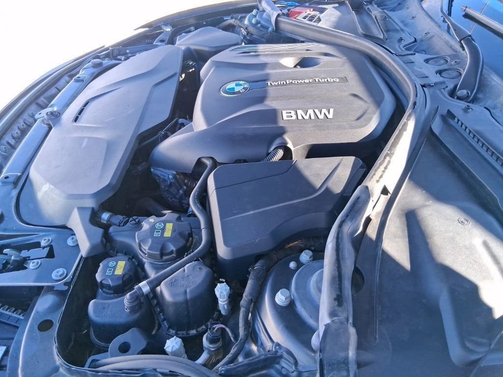 Used 2018 BMW 330i xDrive Sedan w/ Convenience Package image 24