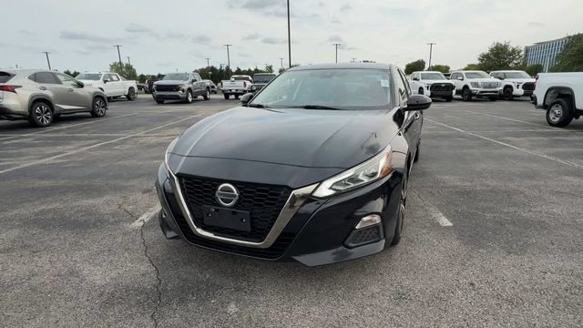 Used 2021 Nissan Altima 2.5 SR FWD image 3
