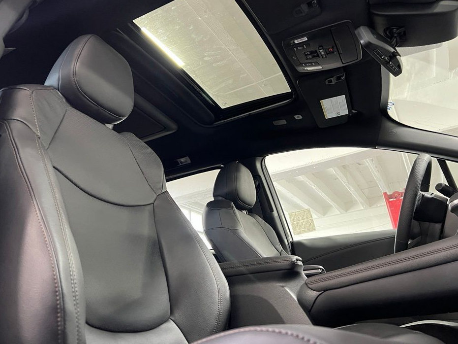 New 2026 Toyota Sienna Platinum AWD/4WD image 20