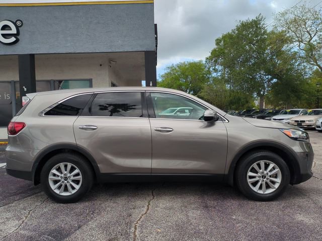Used 2019 Kia Sorento LX image 4