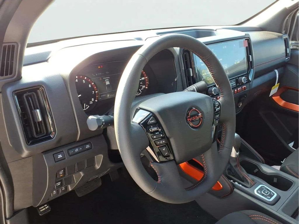 New 2026 Nissan Frontier PRO-4X w/ Tow Package AWD/4WD image 10
