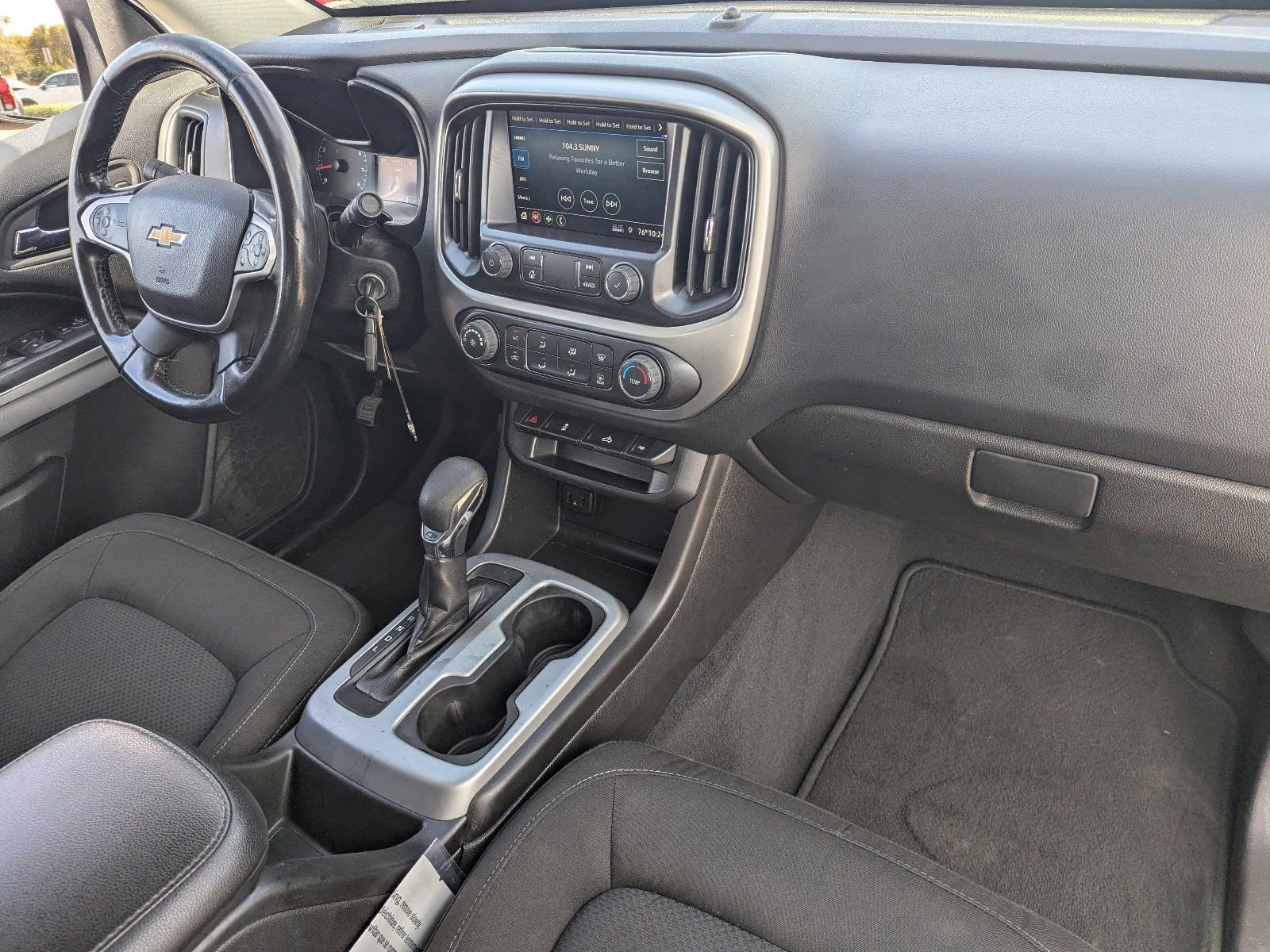 Used 2022 Chevrolet Colorado LT w/ LT Convenience Package image 13