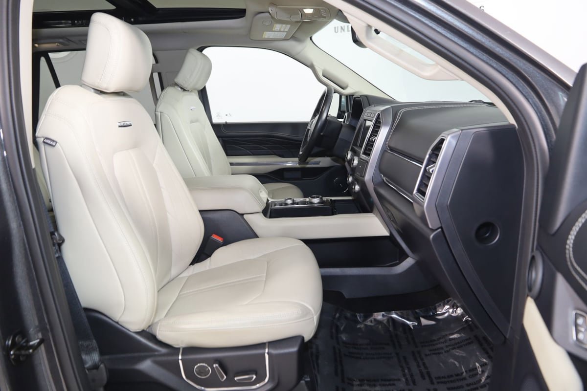 Used 2020 Ford Expedition Platinum AWD/4WD image 14