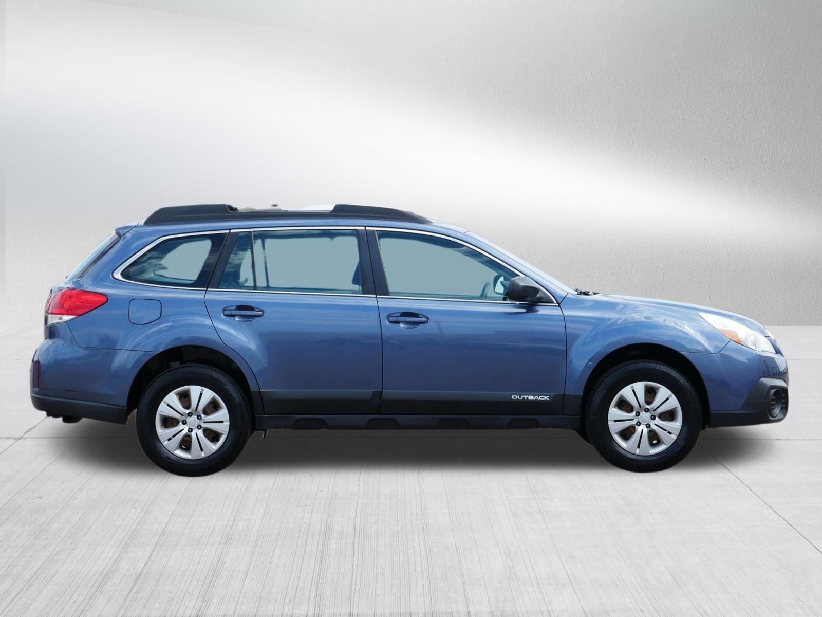 Used 2013 Subaru Outback 2.5i AWD/4WD image 8