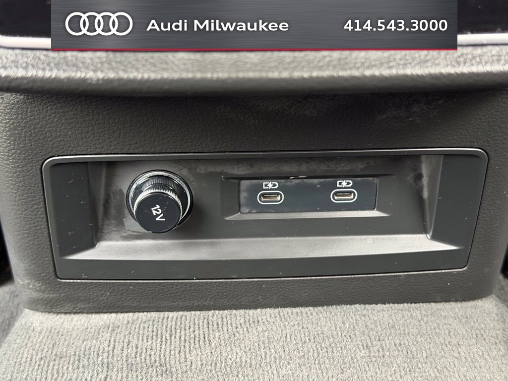 Used 2023 Audi Q8 Premium Plus w/ Premium Plus Package AWD/4WD image 37