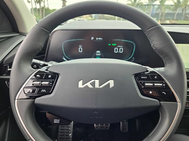 New 2026 Kia Niro SX Touring FWD image 22