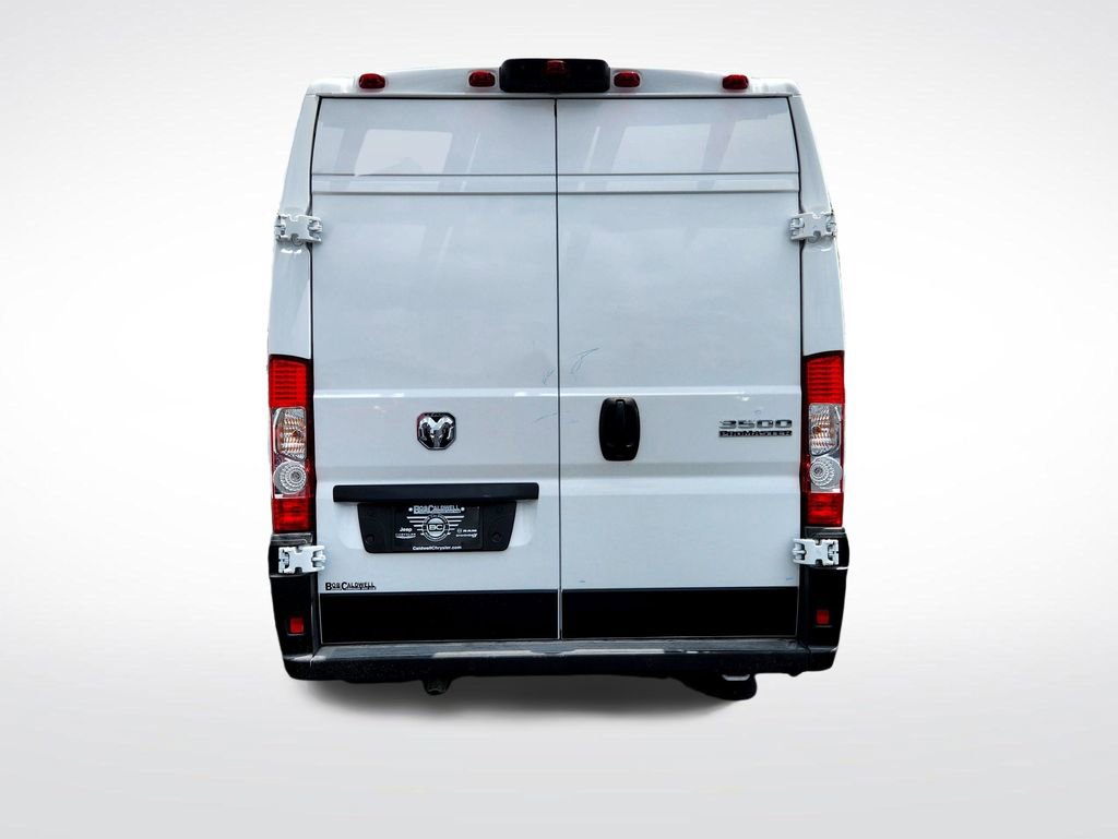 New 2025 RAM ProMaster 3500 w/ Quick Order Package 22G SLT image 8