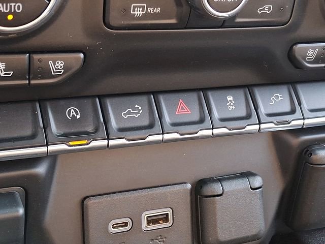 Used 2019 Chevrolet Silverado 1500 LTZ w/ LTZ Convenience Package image 27