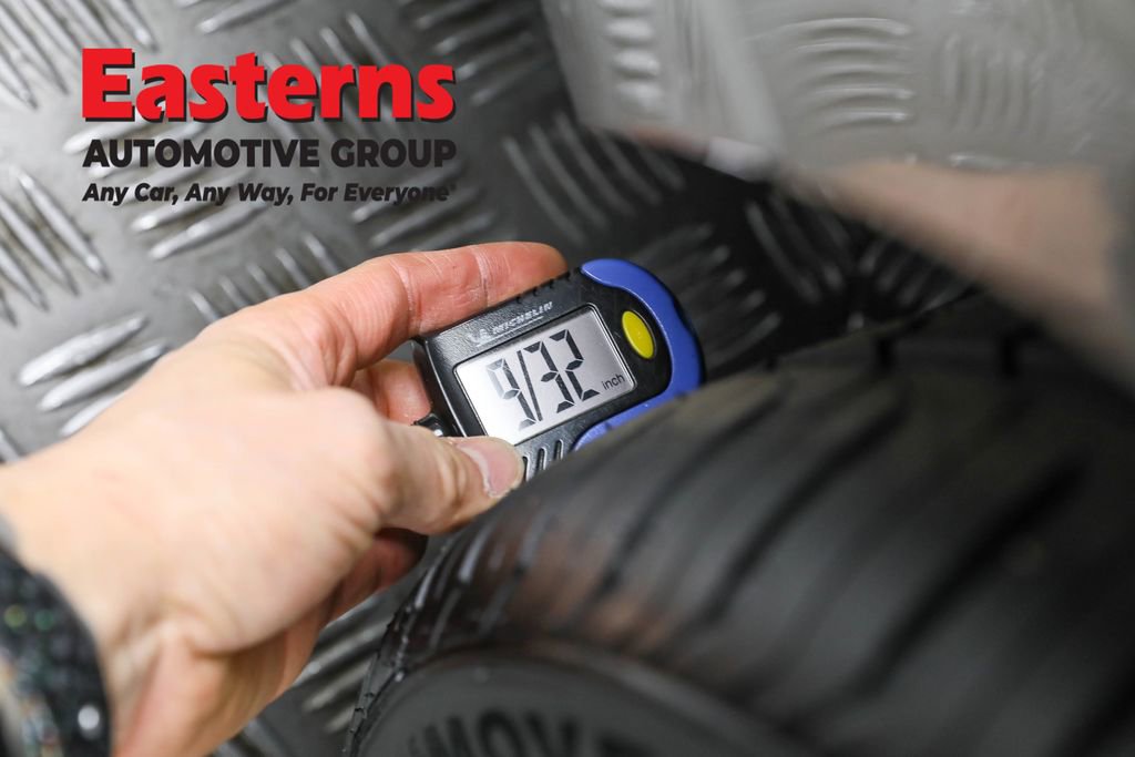 Used 2018 Lexus IS 300 AWD image 26