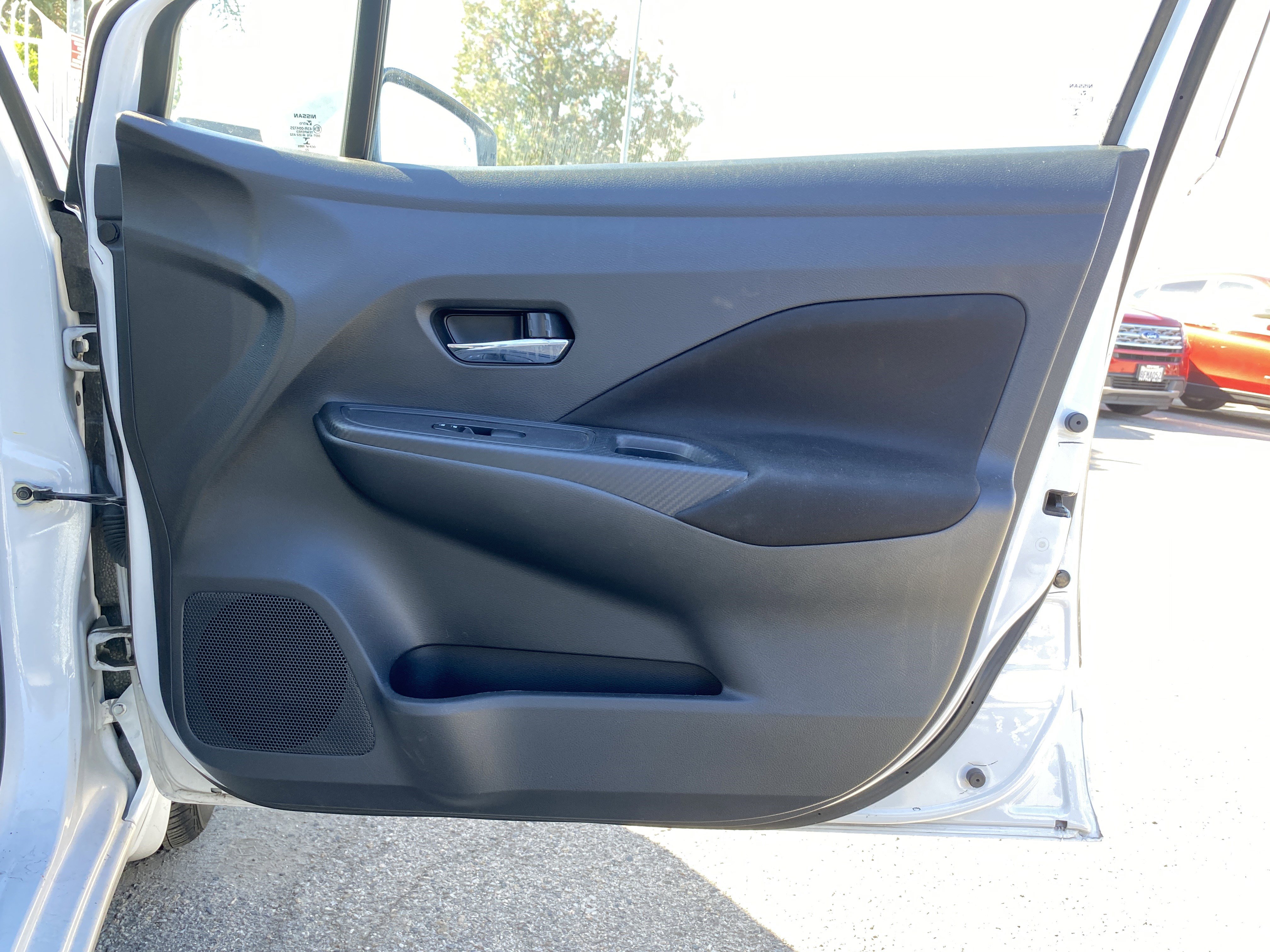 Used 2022 Nissan Versa SV image 23