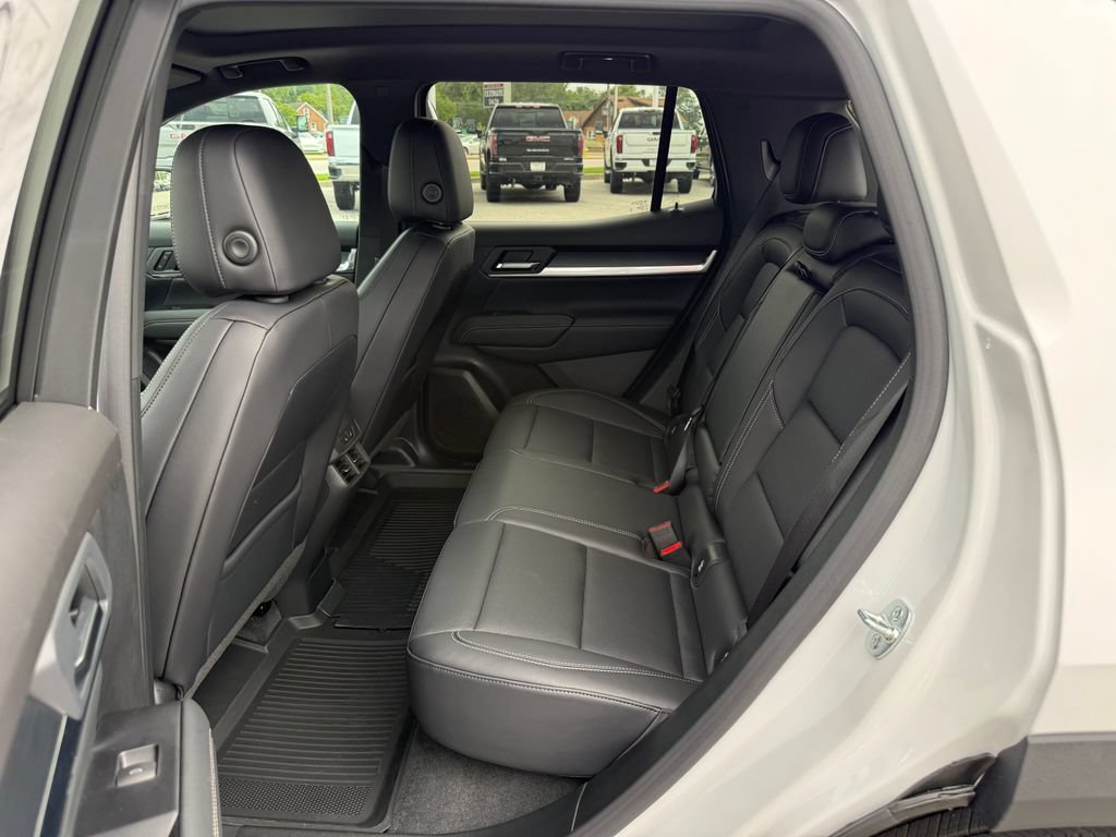 New 2027 GMC Terrain Elevation w/ Elevation Premium Package AWD/4WD image 19