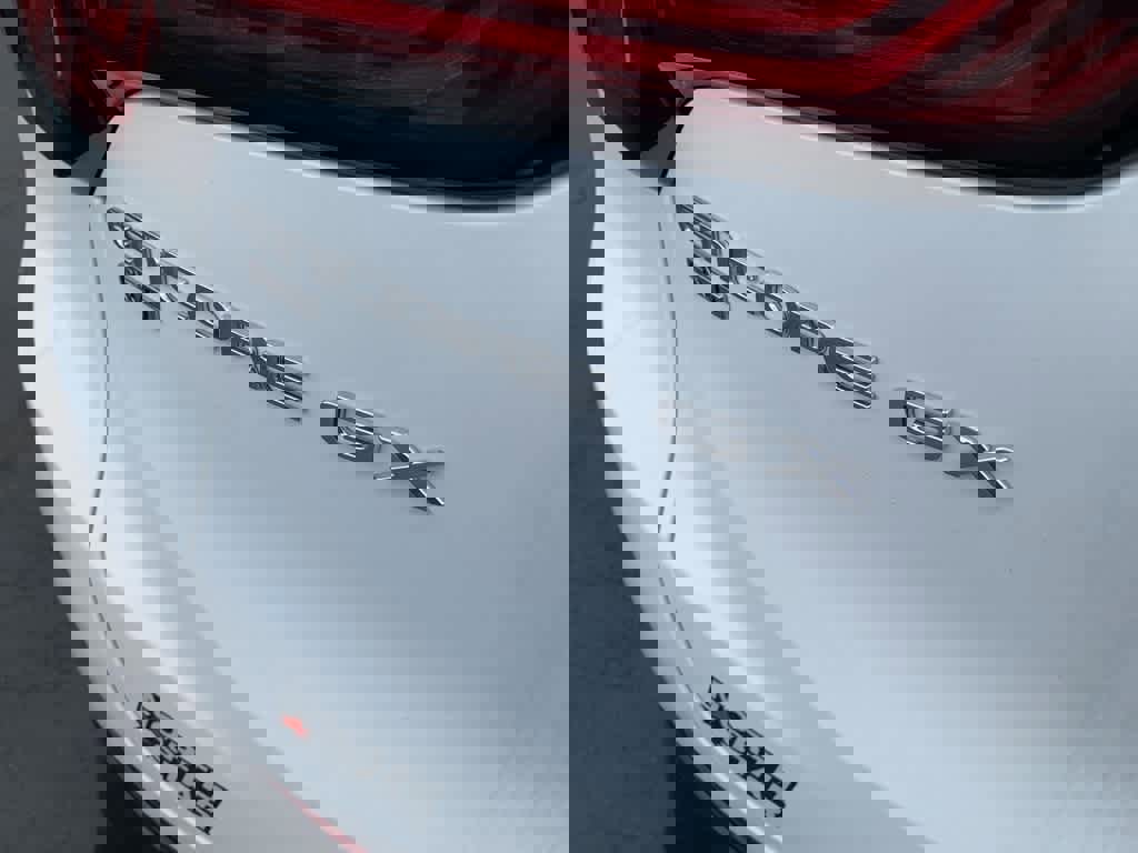 Certified 2024 Buick Encore GX Sport Touring image 5