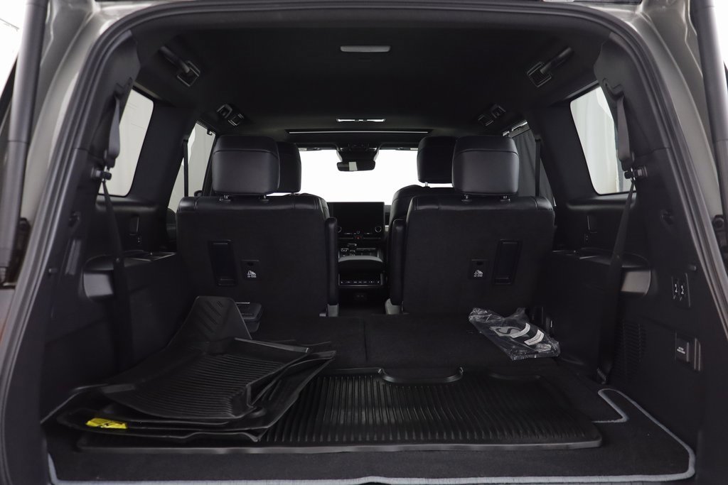 Used 2024 Lexus GX 550 550 Luxury w/ Accessory Package (Z1) image 18