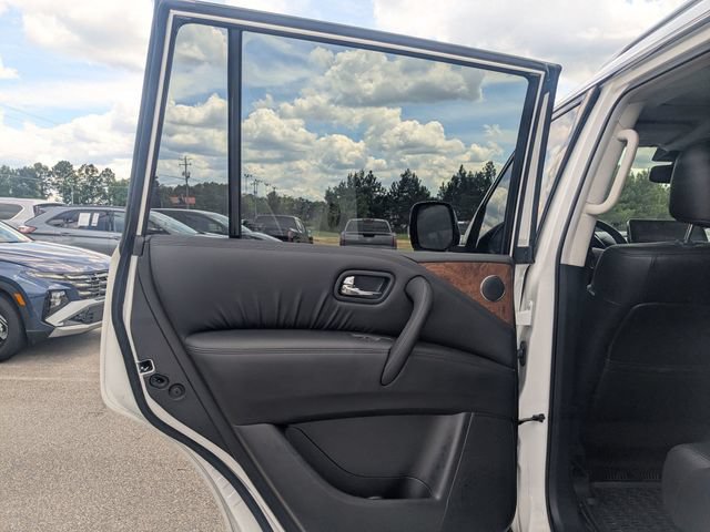 Used 2024 Nissan Armada SL w/ Captain's Chairs Package AWD/4WD image 28