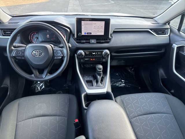 Used 2024 Toyota RAV4 XLE image 21