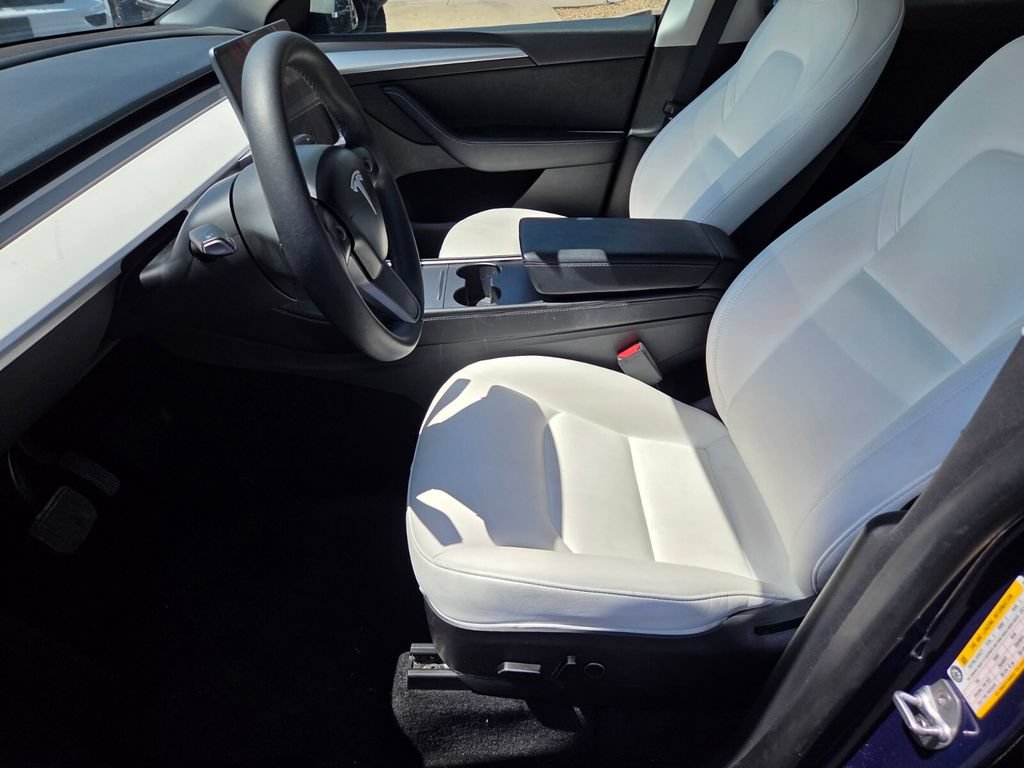 Used 2023 Tesla Model Y Long Range AWD/4WD image 10